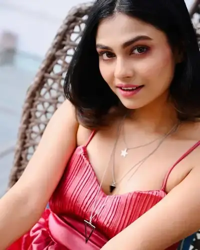 Escort Service Likabali